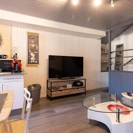 Cozy Cozy Διαμέρισμα